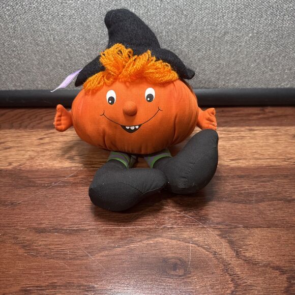VINTAGE 1982 HALLMARK STUFFED PLUSH HALLOWEEN PUMPKIN 10" - Picture 1 of 5